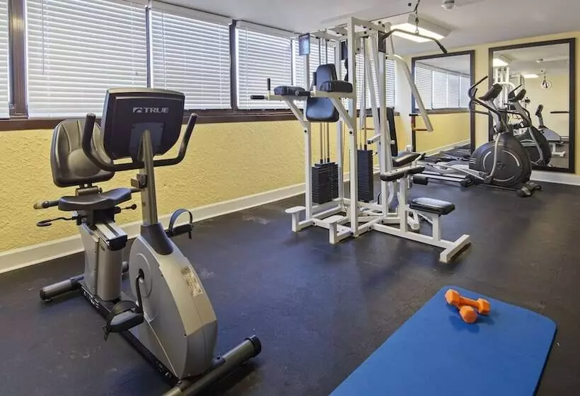 Best Western Ocean Sands Beach Resort