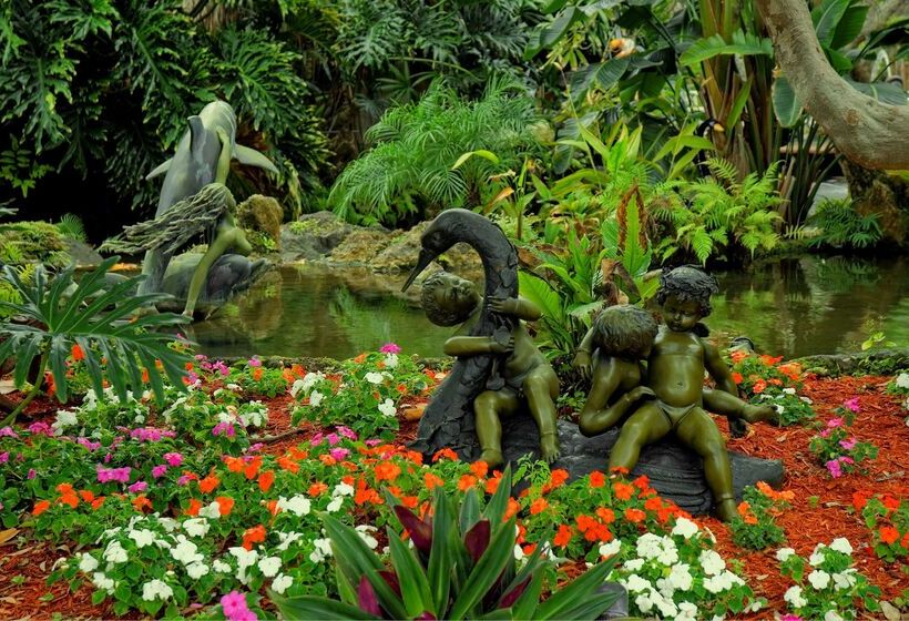 فندق Best Western Naples Inn & Suites