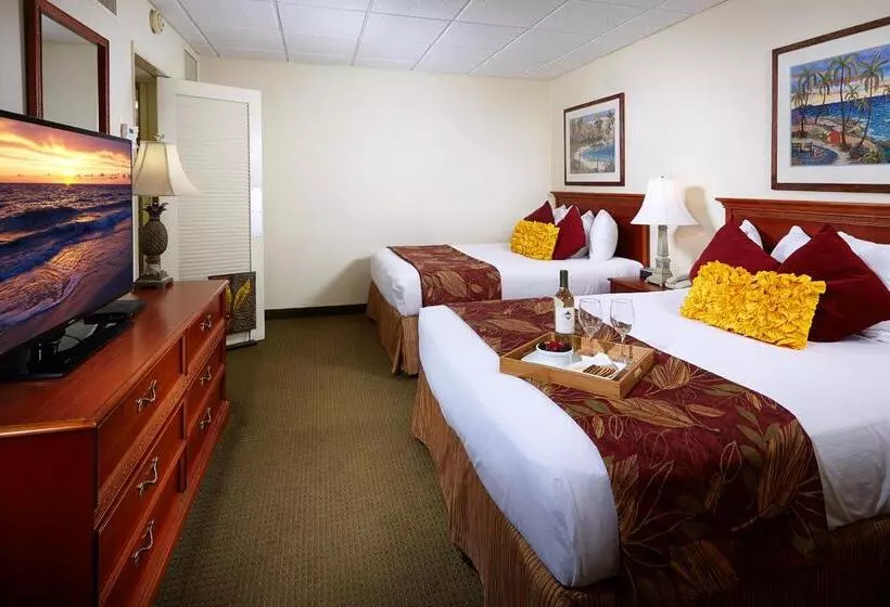 هتل Best Western Naples Inn & Suites