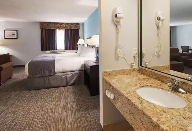 Hotelli Best Western New Baltimore Inn