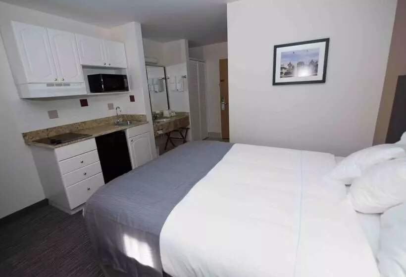 Hotelli Best Western New Baltimore Inn