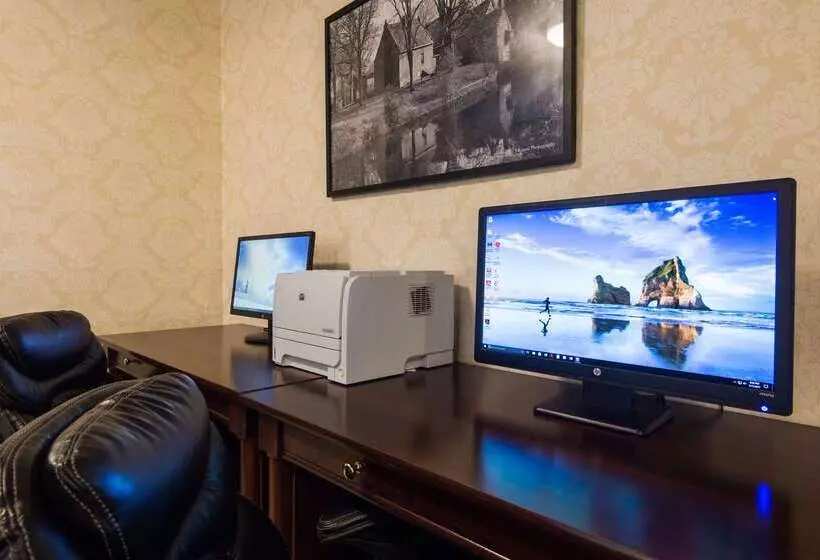 Hotelli Best Western New Baltimore Inn