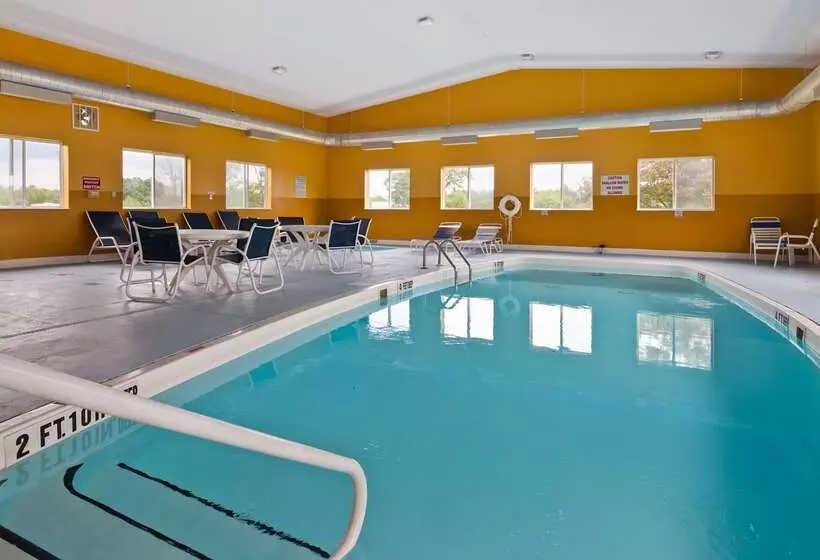 Hotelli Best Western New Baltimore Inn