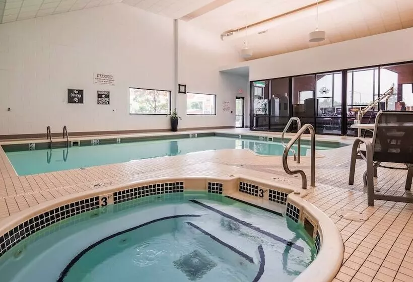 هتل Best Western Plus Great Northern Inn