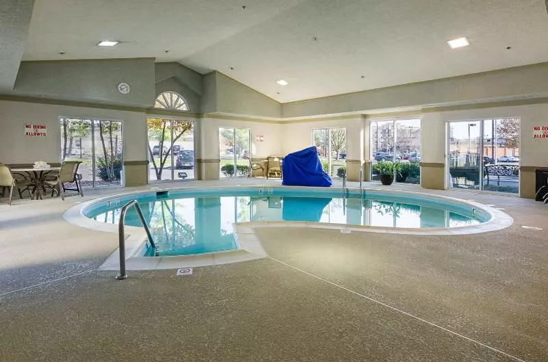 هتل Best Western Plus Inn At Valley View