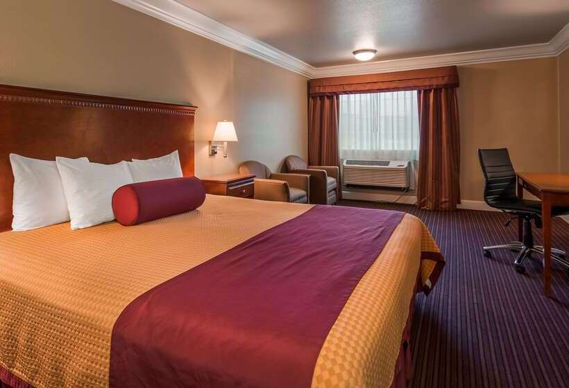 فندق Best Western Willits Inn