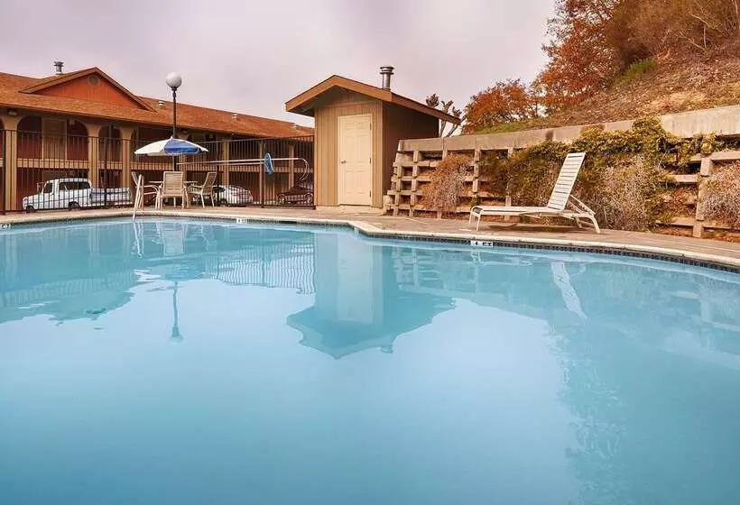 هتل Best Western Willits Inn