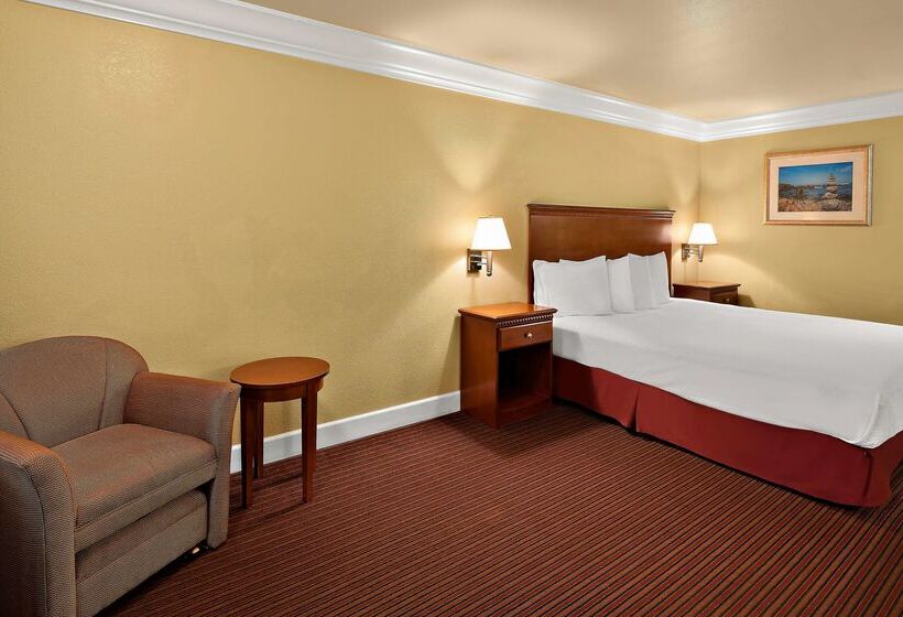 فندق Best Western Willits Inn