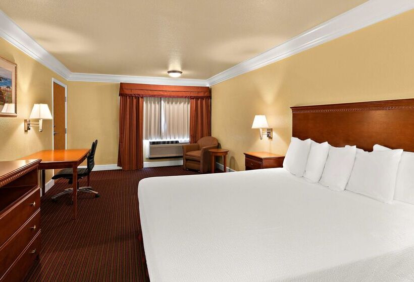 فندق Best Western Willits Inn