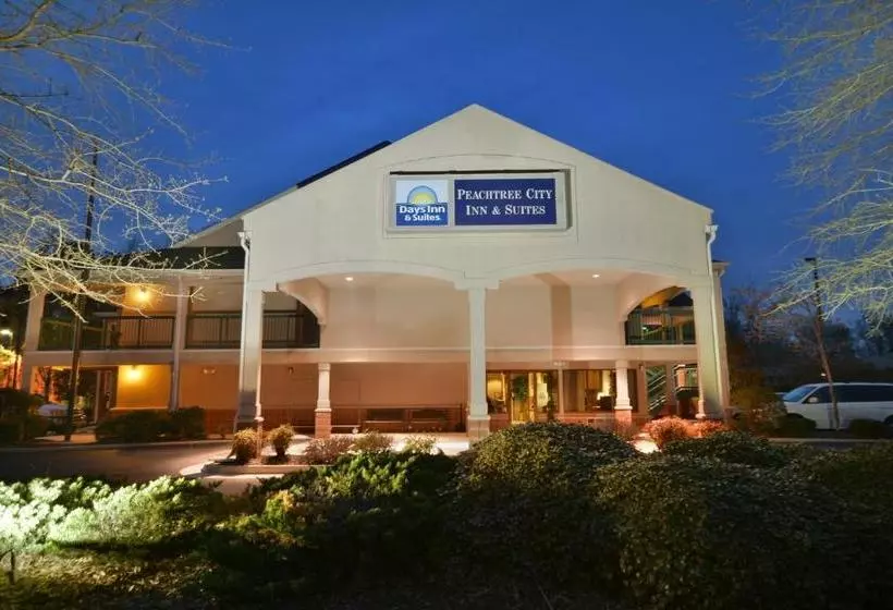 酒店 Days Inn & Suites By Wyndham Peachtree City