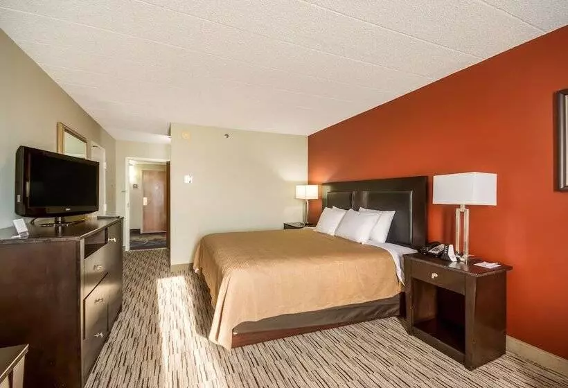 Exton Hotel And Conference Center