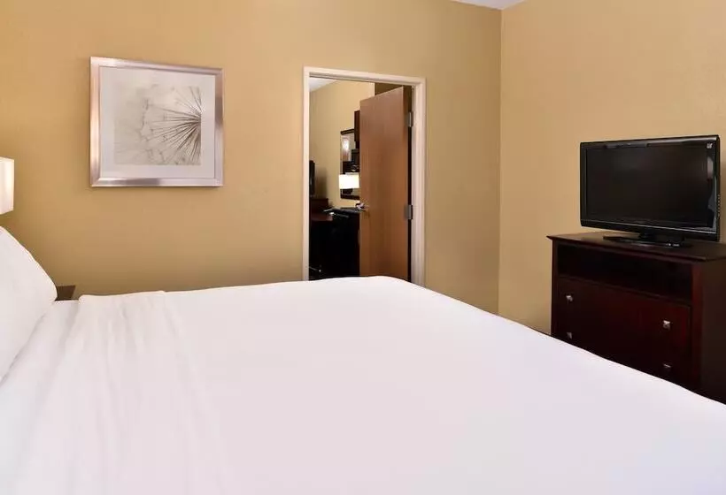 فندق Comfort Inn & Suites Sharonville Cincinnati North