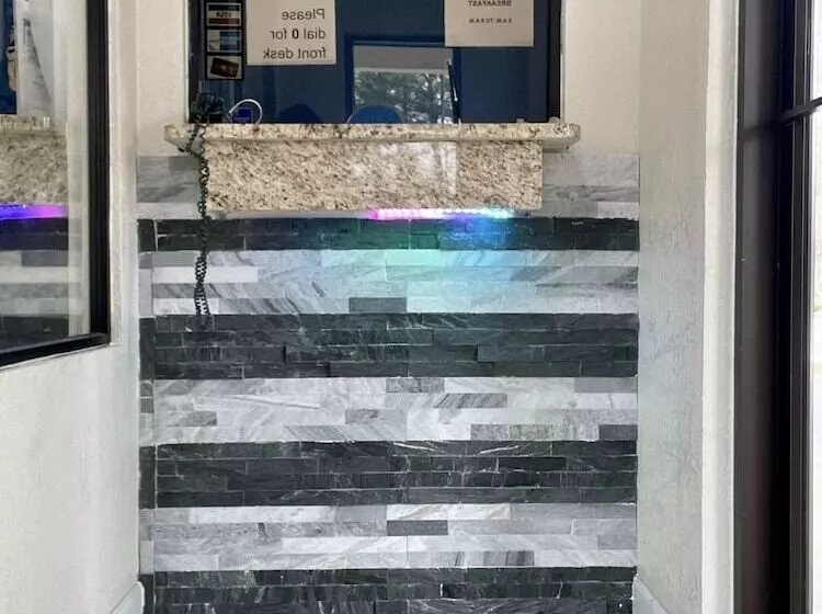 酒店 Key West Inn Roanoke