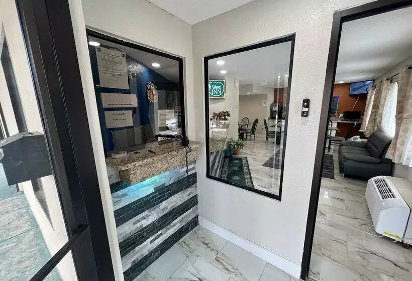 酒店 Key West Inn Roanoke