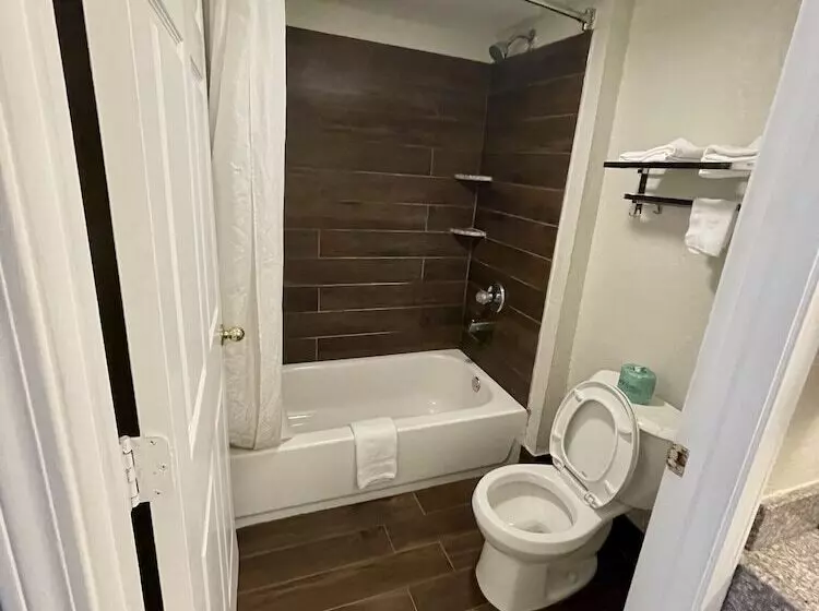 酒店 Key West Inn Roanoke