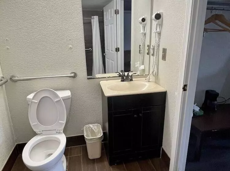 酒店 Key West Inn Roanoke