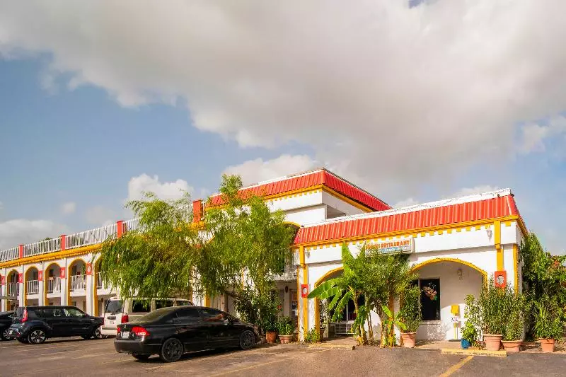 בית מלון כפרי O Grand Inn Channelview I10