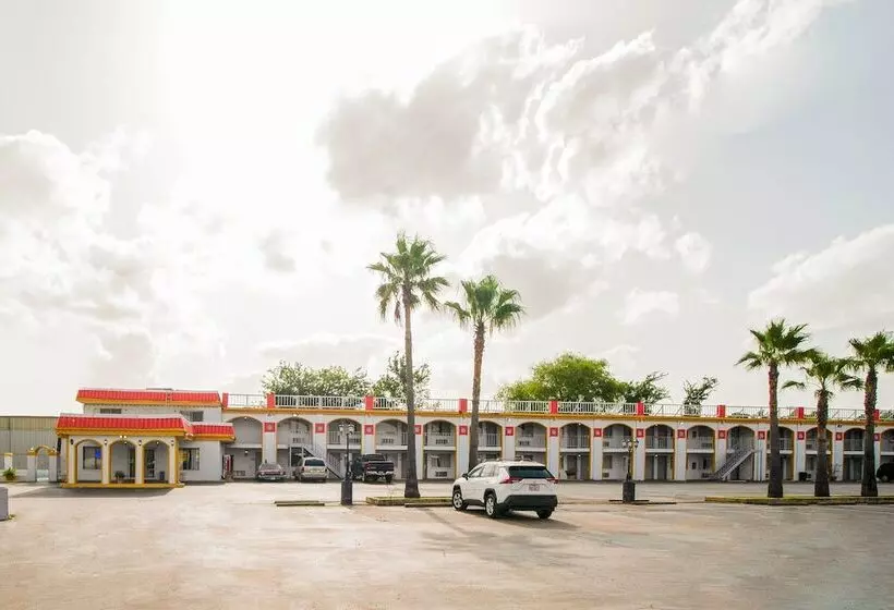 בית מלון כפרי O Grand Inn Channelview I10