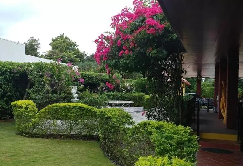 Casa De Los Suenos B&b Coronado Panama