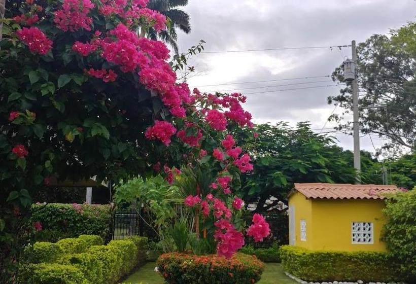 Casa De Los Suenos B&b Coronado Panama