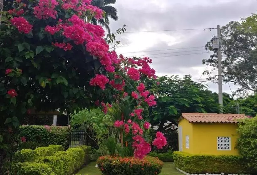 Casa De Los Suenos B&b Coronado Panama