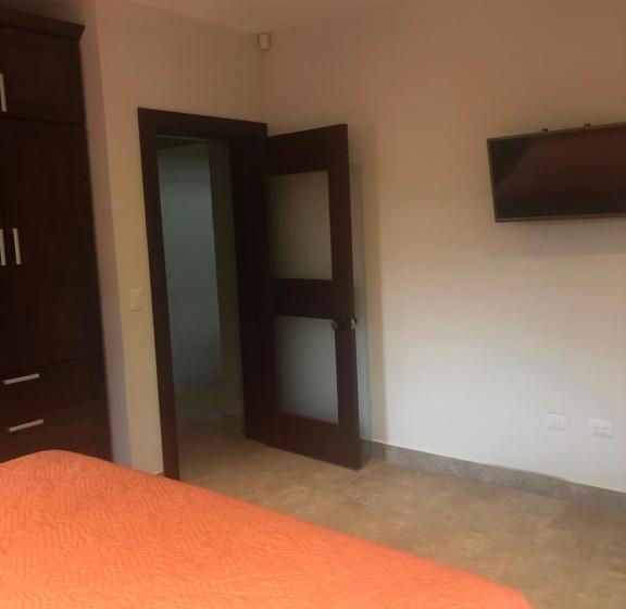 Casa Vistas Del Pacifico Bed & Breakfast