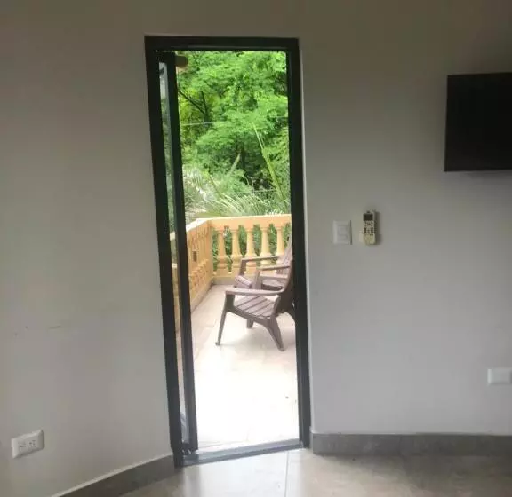 Casa Vistas Del Pacifico Bed & Breakfast