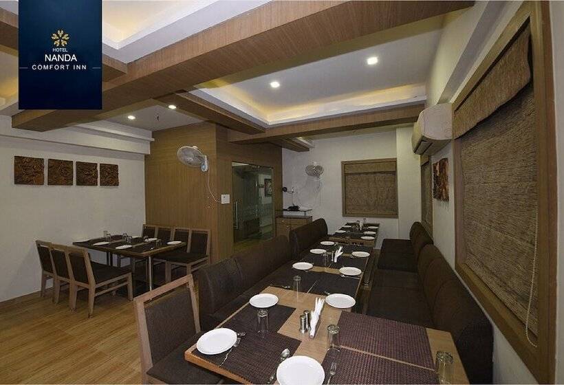 호텔 Nanda Comfort Inn
