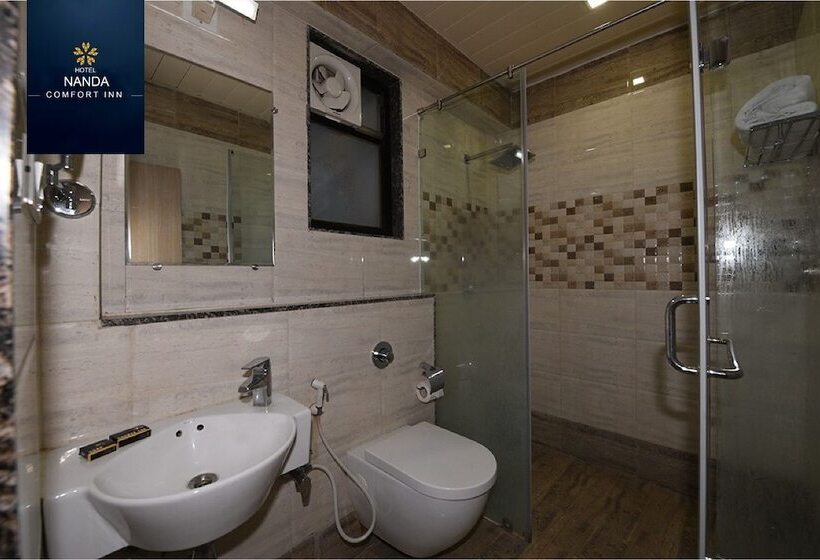 호텔 Nanda Comfort Inn