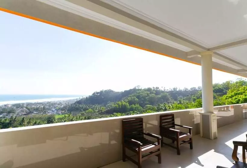 Hotelli Reddoorz Near Parangtritis Beach