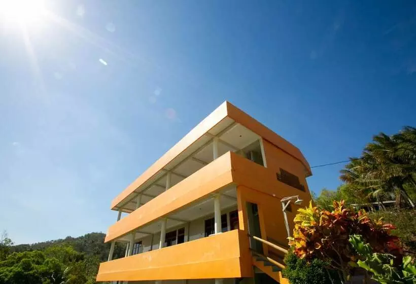 Hotelli Reddoorz Near Parangtritis Beach