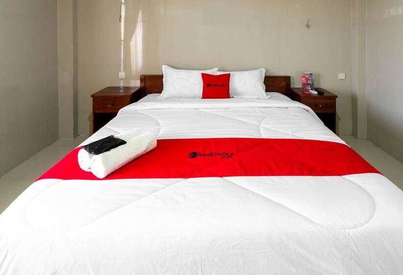 בית מלון כפרי Reddoorz Near Parangtritis Beach