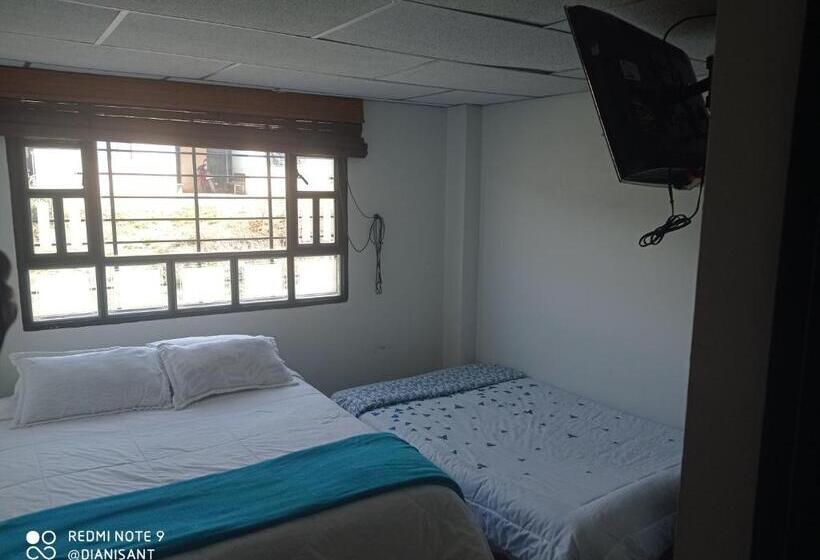 ホテル Refugio Turistico & Restaurante Dylam