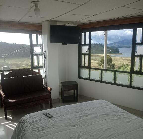 ホテル Refugio Turistico & Restaurante Dylam