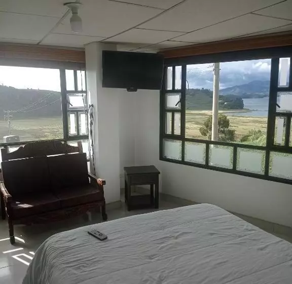 Hotelli Refugio Turistico & Restaurante Dylam