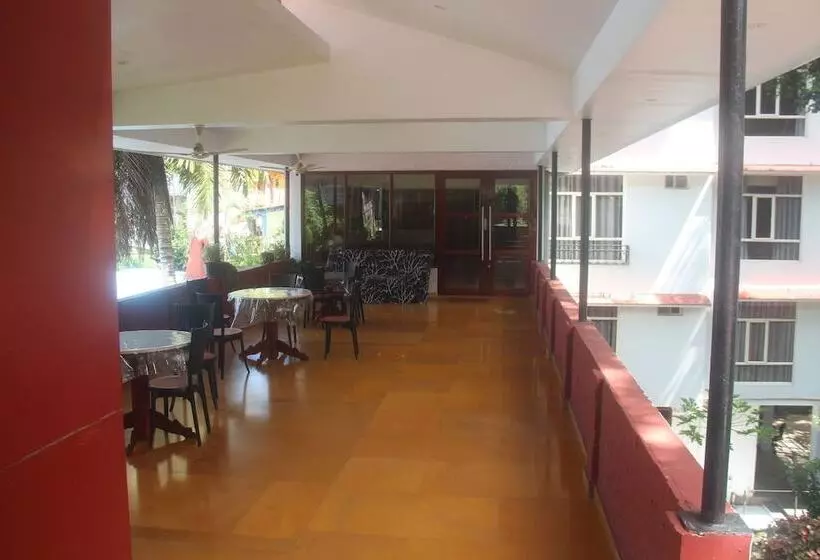 هتل Serene Palace