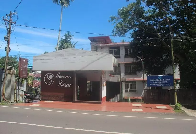 هتل Serene Palace