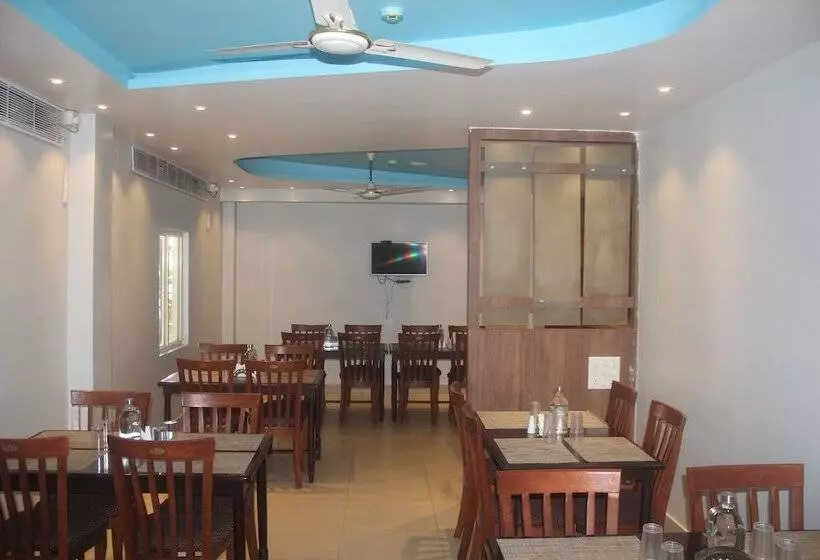 هتل Serene Palace