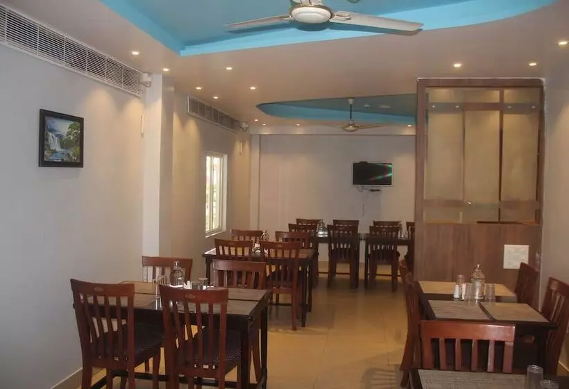 هتل Serene Palace