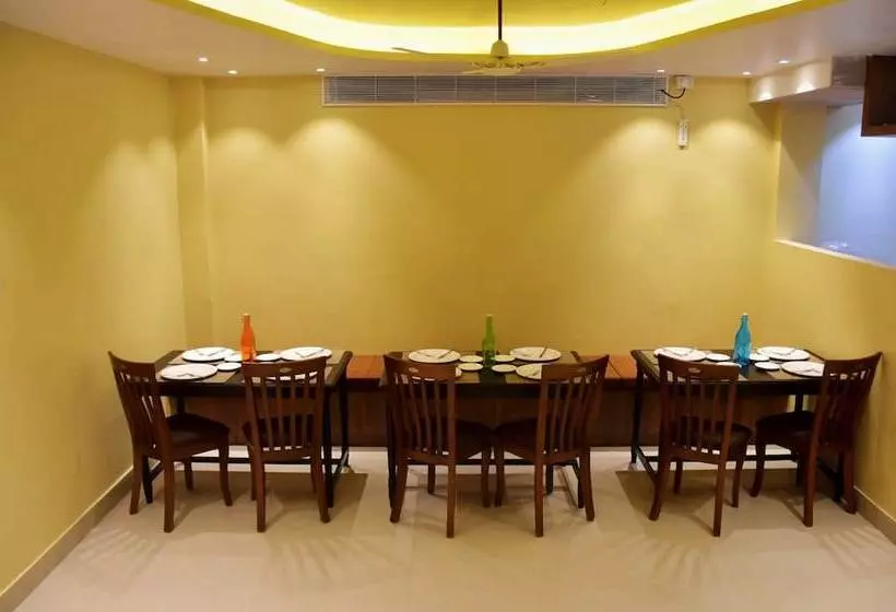 هتل Serene Palace