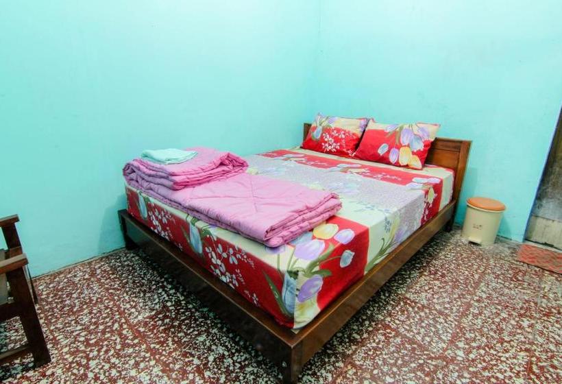 بنسيون Losmen Melati