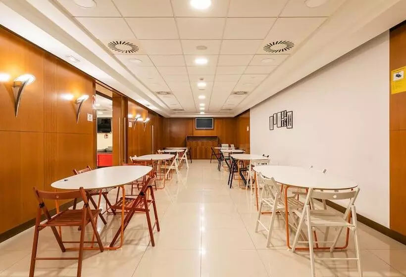 ペンション Micampus Aranjuez Student Residence