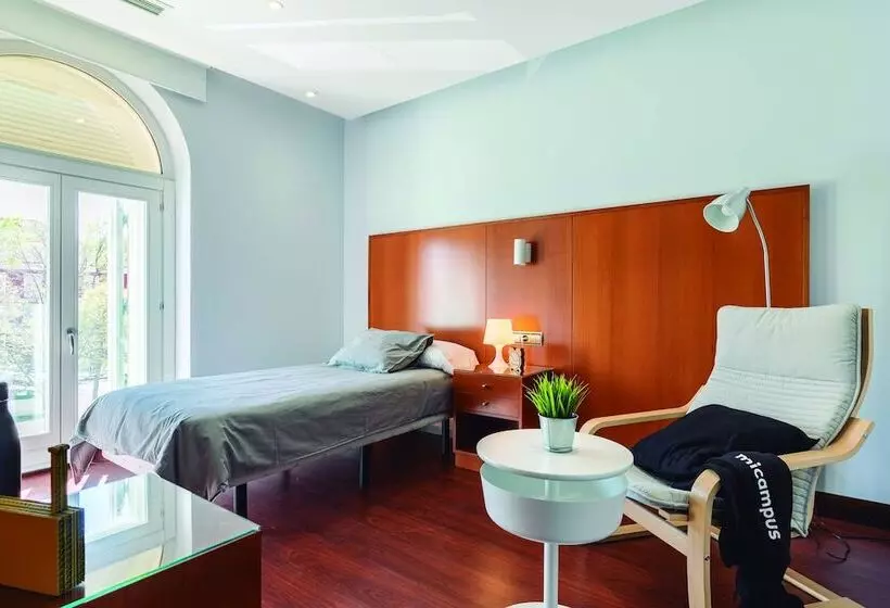 ペンション Micampus Aranjuez Student Residence