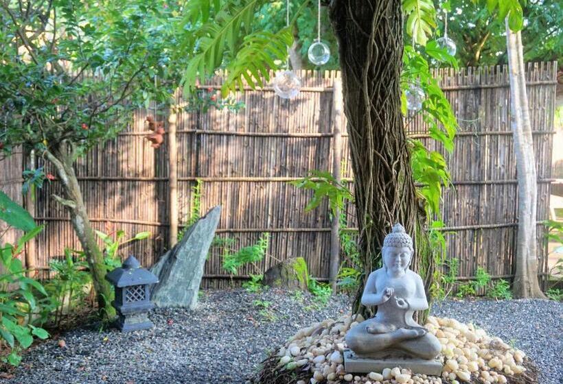 צימר Sunsets And Palm Trees