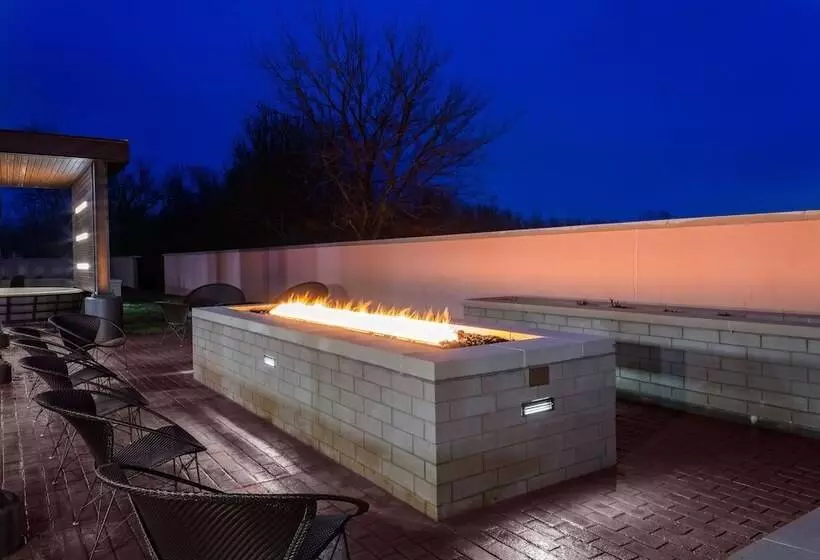 Hotelli Courtyard Cincinnati Mason