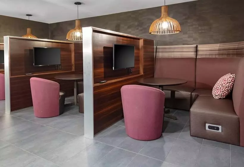 Hotelli Courtyard Cincinnati Mason