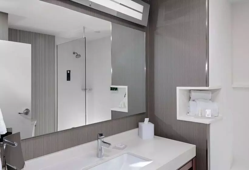 Hotelli Courtyard Cincinnati Mason