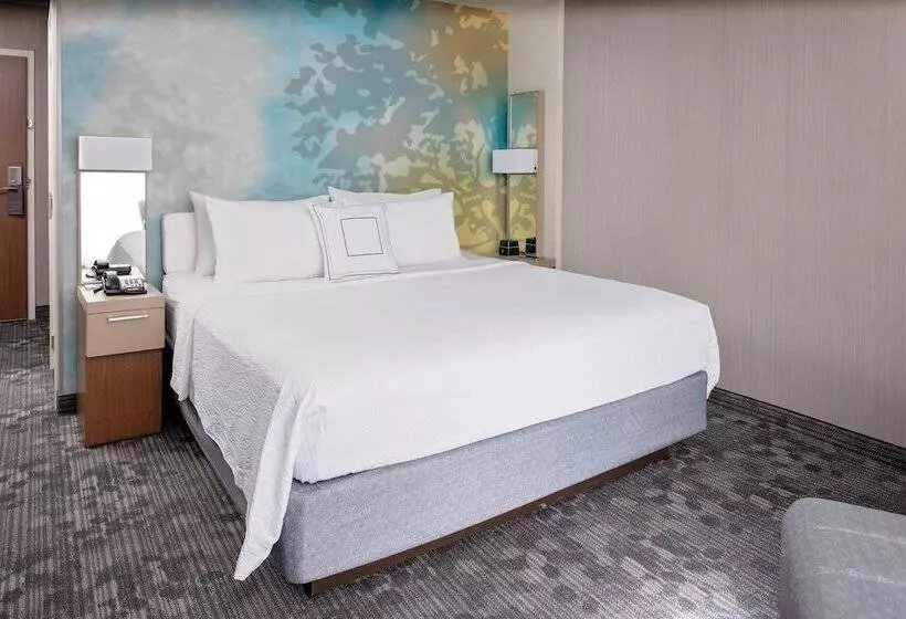 Hotelli Courtyard Cincinnati Mason