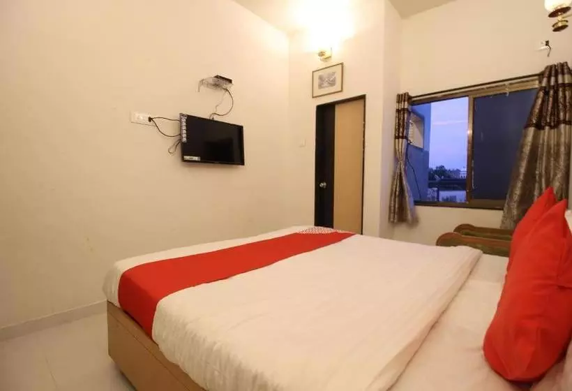 هتل Oyo 38110 Unnati Guest House