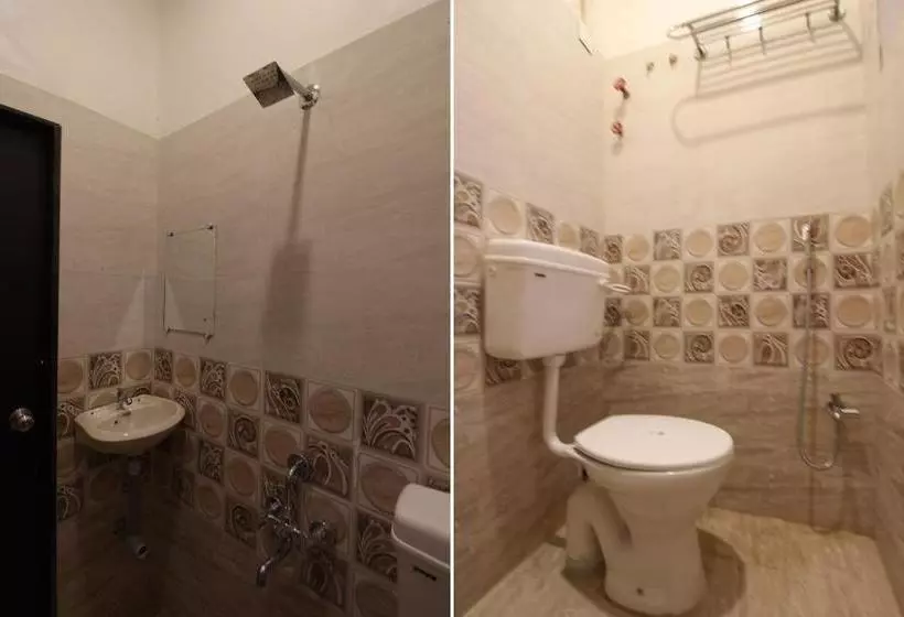 هتل Oyo 38110 Unnati Guest House